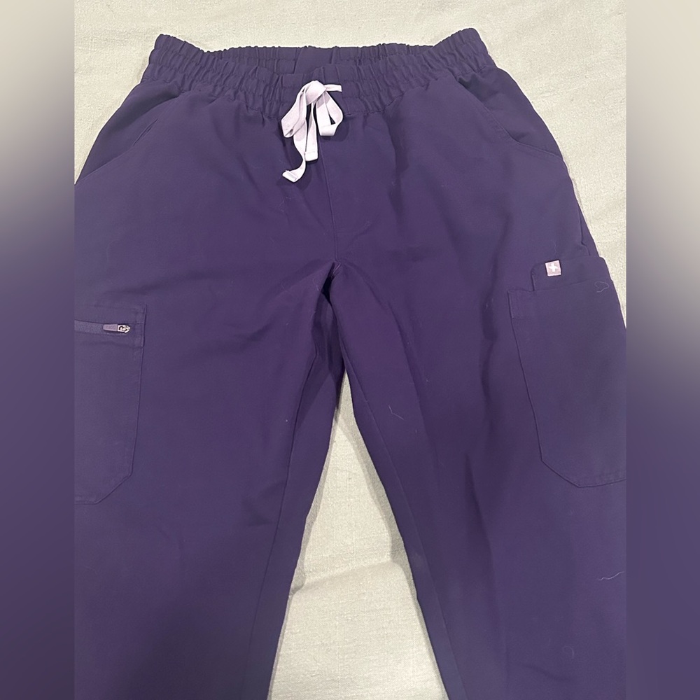 FIGS Uman Relaxed Fit Joggers scrub pants MP Purple Jam